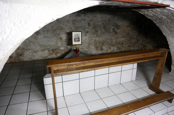 The tomb of the Servant of God Peter Barbaric in the Church of St. Aloysius in in Travnik - Photo, Image