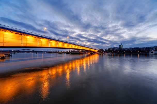 γέφυρα το βράδυ - Φωτογραφία, εικόνα