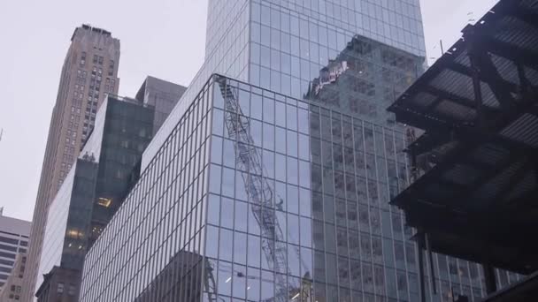 magas épületek a városban - Felvétel, videó