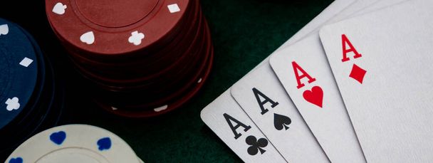banner web mesa de jogo de poker, quatro ases - Foto, Imagem