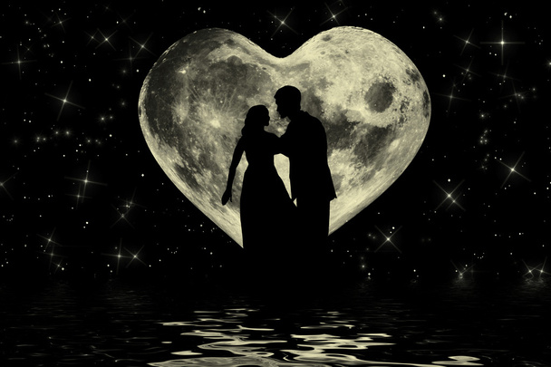Romantic valentine atmosphere with couple at the moonlight - Photo, Image
