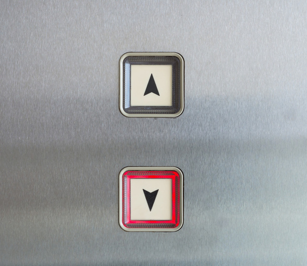 Výtah tlačítko nahoru nebo dolů směrem nahoru červené světlo - Fotografie, Obrázek
