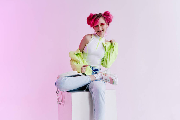 girl with pink hair teen posing fashion neon - Φωτογραφία, εικόνα