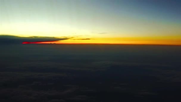 Gün batımında Bulutların Üzerinde - Video, Çekim