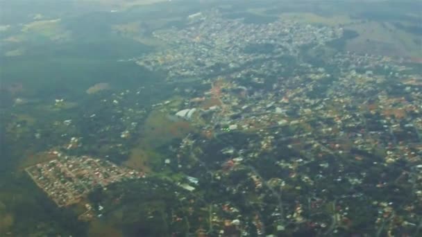 Bir Uçak Penceresinden _ dönüştürülmüş Belo Horizonte 'nin Üst Büyük Görünümü - Video, Çekim