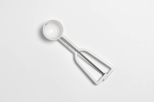 Ice cream scoop isolated on white background.High resolution photo.Mock up - Foto, afbeelding