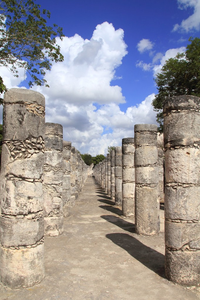 Columns Mayan Chichen Itza Mexico ruins in rows - Photo, image