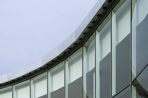 Скляна стіна сучасної будівлі
 - Фото, зображення