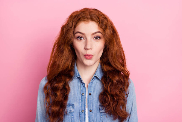 Photo of young attractive girl amazed shocked surprised wow ginger hair isolated over pink color background - Foto, Bild