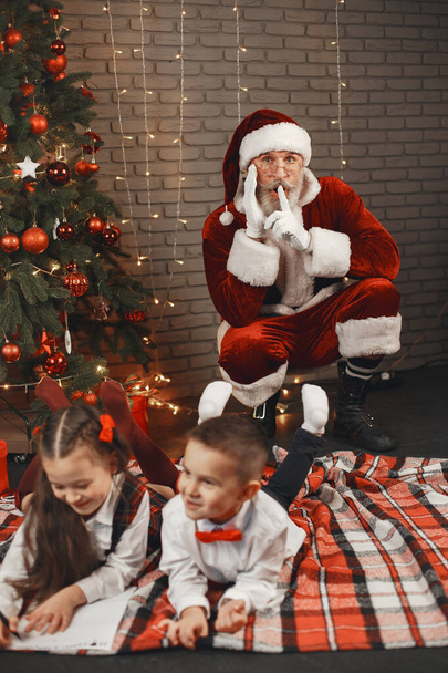 A cute children writes a letter to Santa Claus - Valokuva, kuva