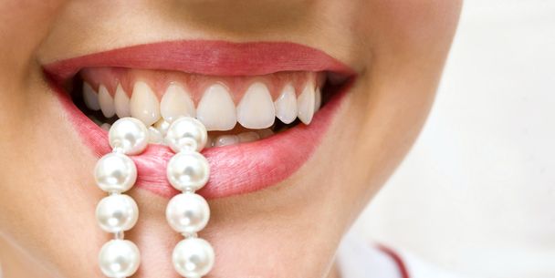 Snow-white pearls of teeth - Photo, Image