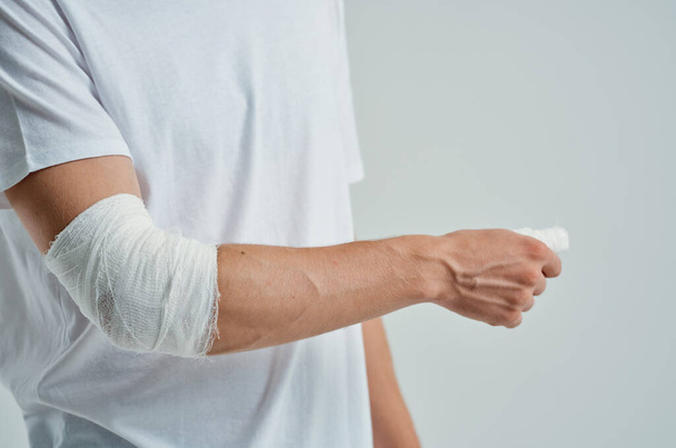paciente varón lesión de la mano tratamiento problemas de salud medicina hospitalaria - Foto, Imagen