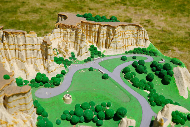 mockup πέτρες βουνό φυσικό Όργανα της Ille-sur-Tet καμινάδες νεράιδα τουριστικό site στη Γαλλία - Φωτογραφία, εικόνα