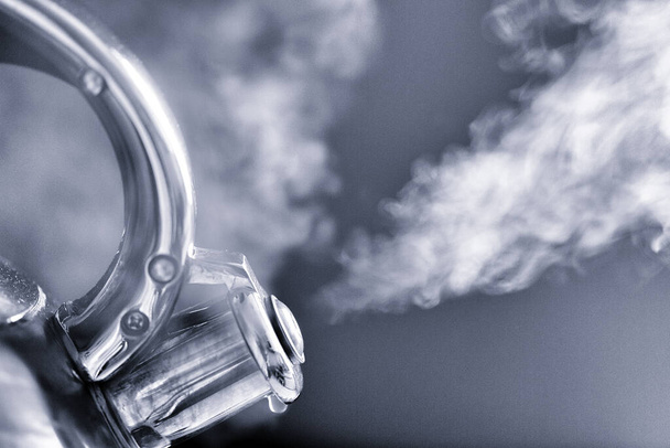 Boiling kettle and steam jet - Fotoğraf, Görsel