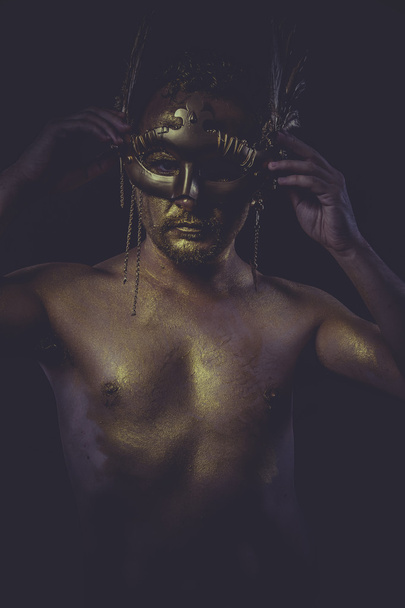 Man with gold helmet - Foto, immagini