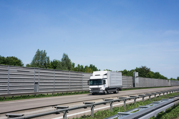 samochodów ciężarowych na niemieckich autostradach, autostrady - Zdjęcie, obraz