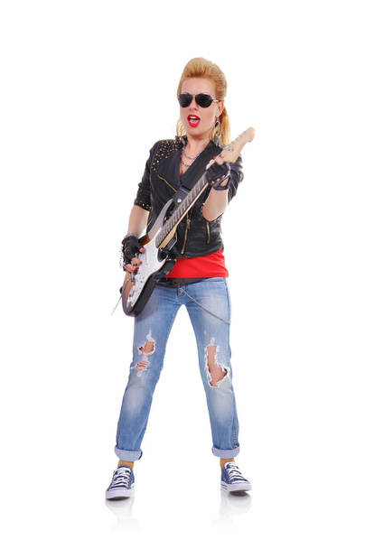 girl playing on electric guitar - Foto, afbeelding