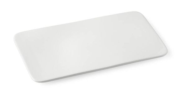 белая плоская пластина, изолированная на белом фоне с обрезанием пути - Фото, изображение