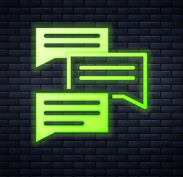 Leuchtende Neon-Sprechblase Chat-Symbol isoliert auf Backsteinwand Hintergrund. Nachrichtensymbol. Kommunikation oder Kommentar-Chat-Symbol. Vektor - Vektor, Bild