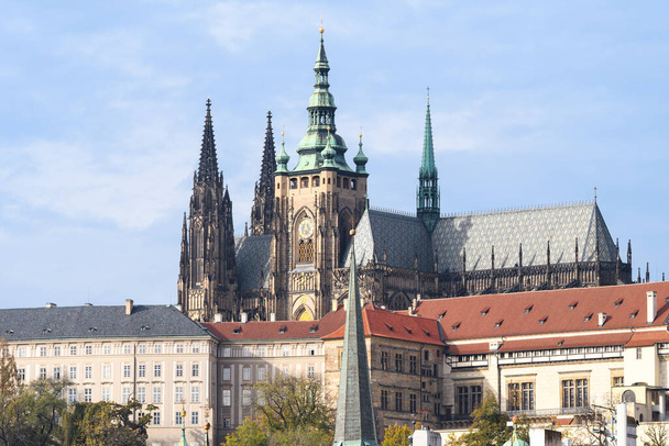 Πανοραμική άποψη της παλιάς πόλης της Πράγας - Φωτογραφία, εικόνα