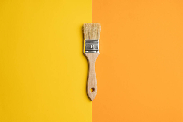 Clean paint brush on colorful background. - Фото, зображення