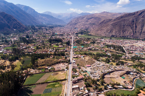 Afbeelding van de Heilige Vallei, Cusco. Een van de belangrijkste vallei in Peru. Hoge berg vallei in het Peruaanse Andes. - Foto, afbeelding