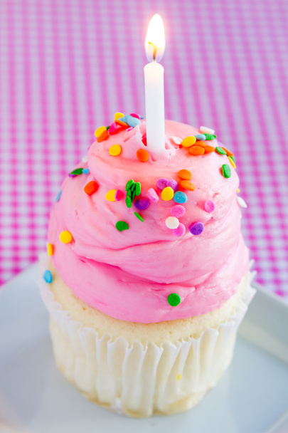 Vanilla Cupcakes with Pink Frosting and Candles - Zdjęcie, obraz