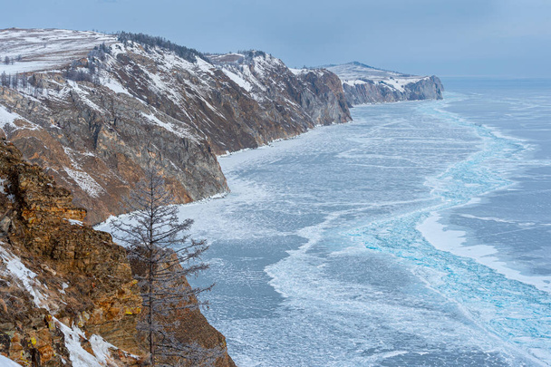 The exciting landscape of the Lake Baikal surroundings - Foto, Imagem