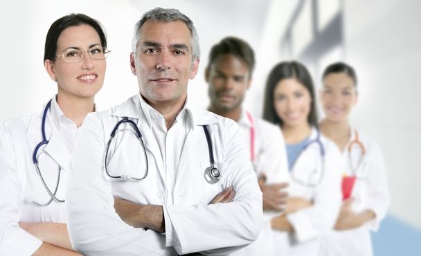 Expertise doctor multiracial nurse team row - Foto, Imagen