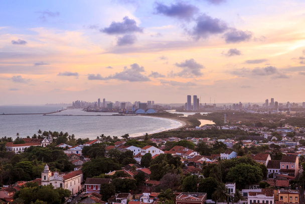 Kilátás a történelmi építészet a városok Recife és Olinda Pernambuco, Brazília. - Fotó, kép