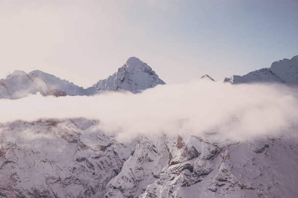 amazing snow covered peaks in the Swiss alps Jungfrau region from Schilthorn - Foto, Imagem