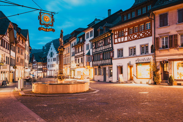 festői svájci falu Stein am Rhein éjjel - Fotó, kép