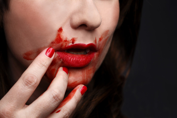 Женщины-вампиры
 - Фото, изображение