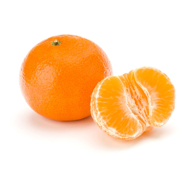 Peeled tangerine or mandarin fruit half  isolated on white background cutout.. - Foto, Imagen