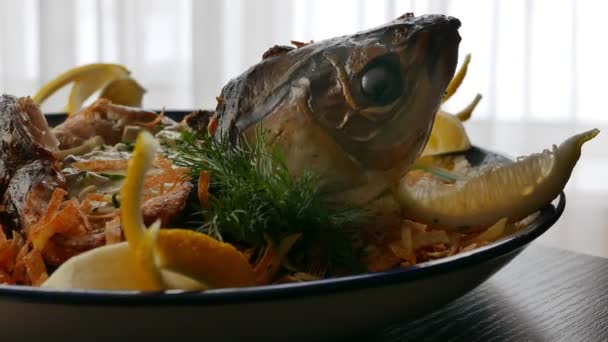 Roasted fish with the cream sauce - Footage, Video