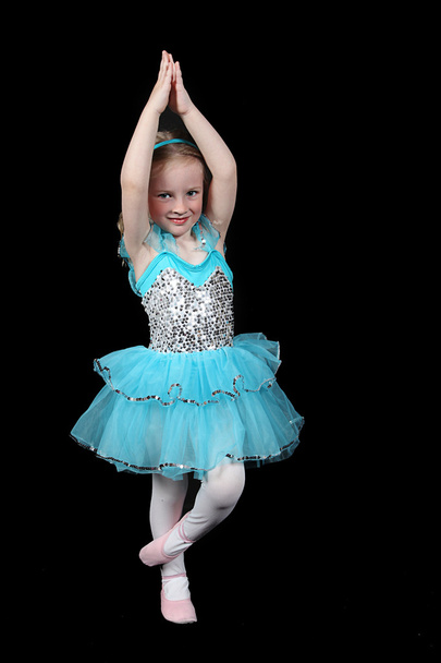 Little Girl practicing ballet - Photo, image