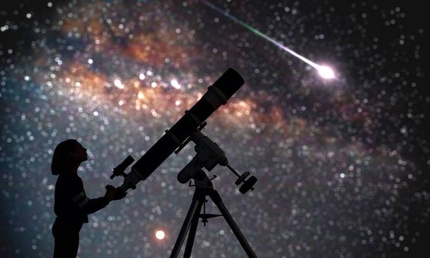 Menina com telescópio astronômico olhando sob céu estrelado. - Foto, Imagem