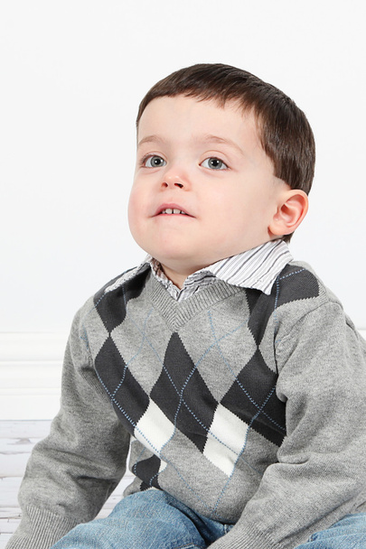 Little boy posing in studio - Foto, afbeelding