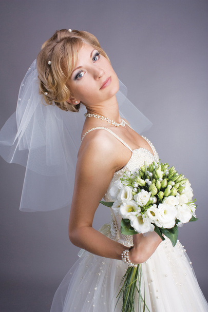 Young pretty bride portrait - Photo, Image