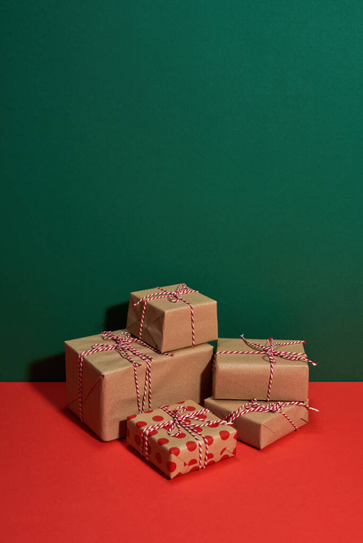 Gift boxes with ribbon bows for winter celebration - Foto, Imagem
