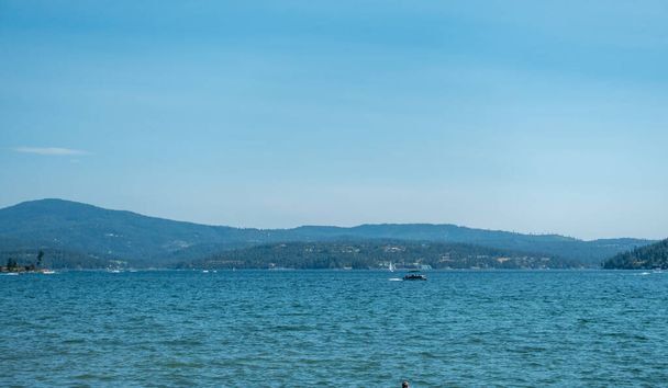 Λίμνη Coeur d 'Alene σκηνές και θέρετρο στο idaho - Φωτογραφία, εικόνα