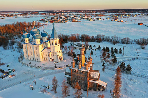 church winter drone, view temple outdoor christmas holiday - Foto, imagen