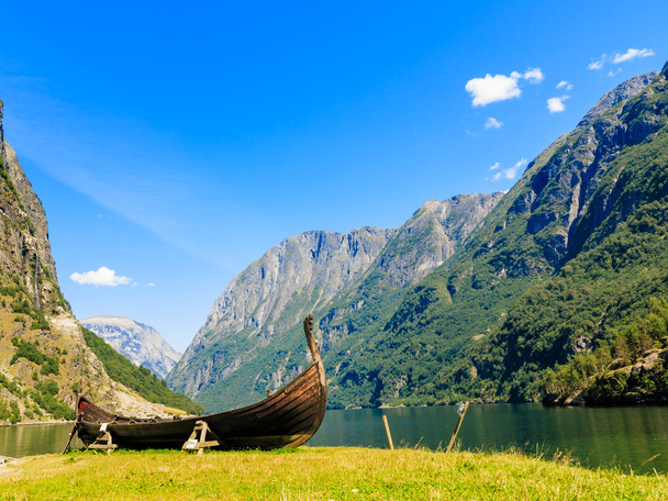 Mountains and fjord in Norway - Foto, afbeelding