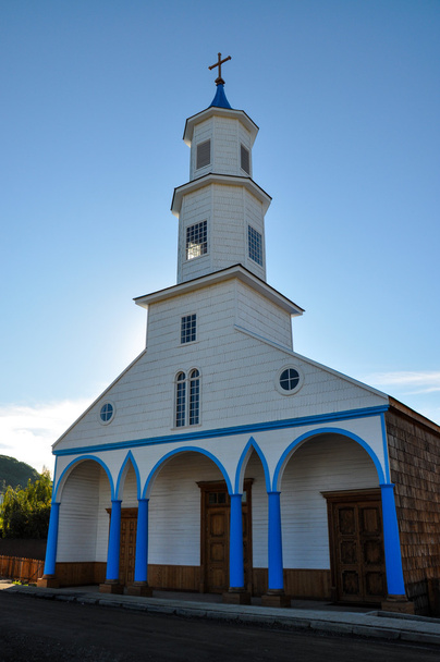 prachtige gekleurde en houten kerken, chiloe eiland, Chili - Foto, afbeelding