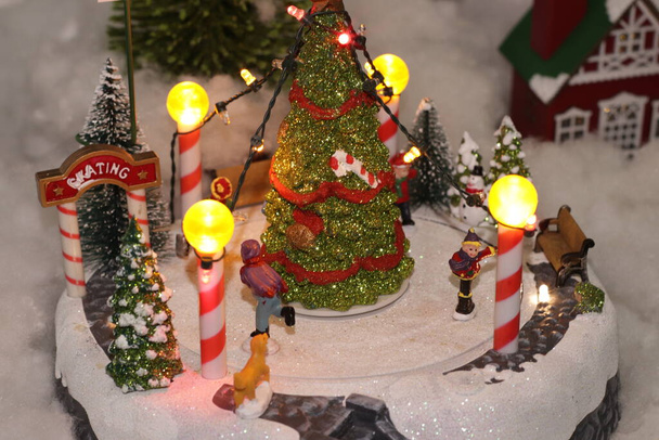 karácsonyi díszek - plüssmackók és csillagok - Fotó, kép