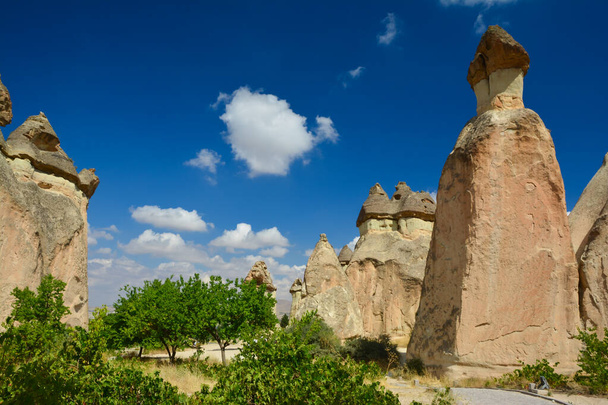 Beautiful mountains of bizarre form located in the heart of Cappadocia - Fotó, kép