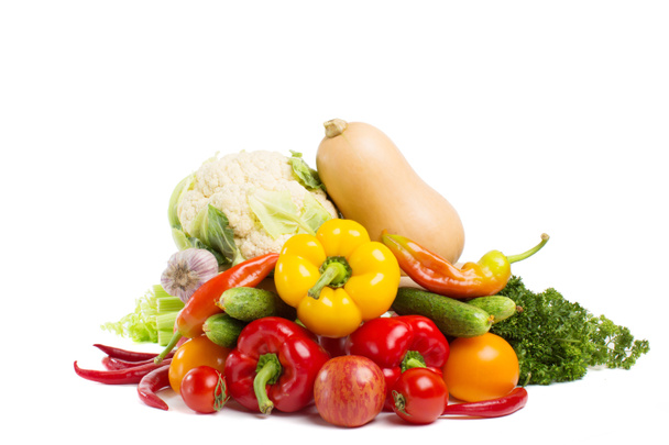 groenten geïsoleerd op een witte achtergrond - Foto, afbeelding