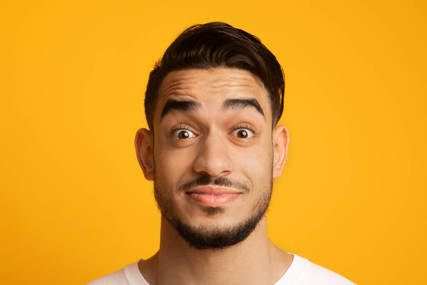 Surprised Young Middle Eastern Man Looking At Camera With Wide Open Eyes - Fotoğraf, Görsel
