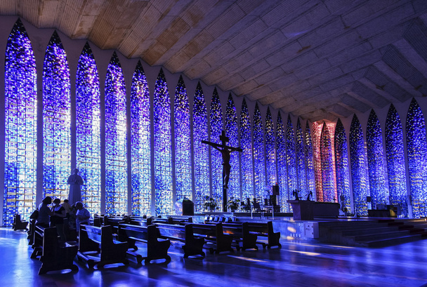 Interior del Santuario de Dom Bosco en Brasilia
. - Foto, imagen
