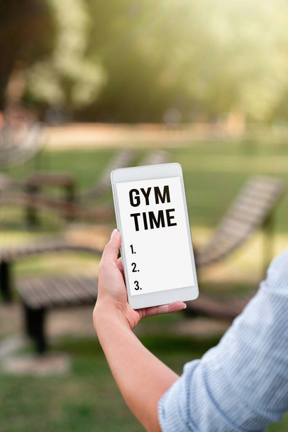 Text caption presenting Gym Time. Business overview a motivation to start working out making exercises fitness Voice And Video Calling Capabilities Connecting People Together - Fotografie, Obrázek